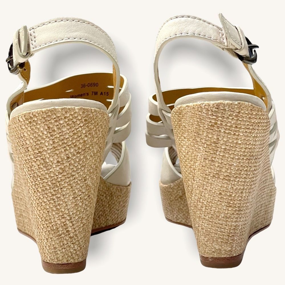 Trask 'Willow' Leather Platform Wedge Sandal - Picture 8 of 16